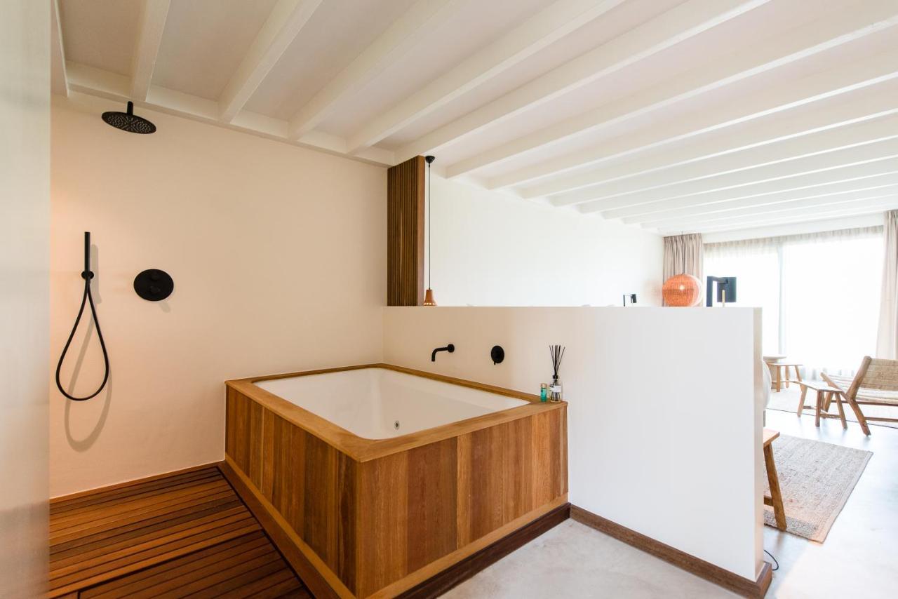 Van Heeckeren Apartments & Suites Nes Nes  Ngoại thất bức ảnh