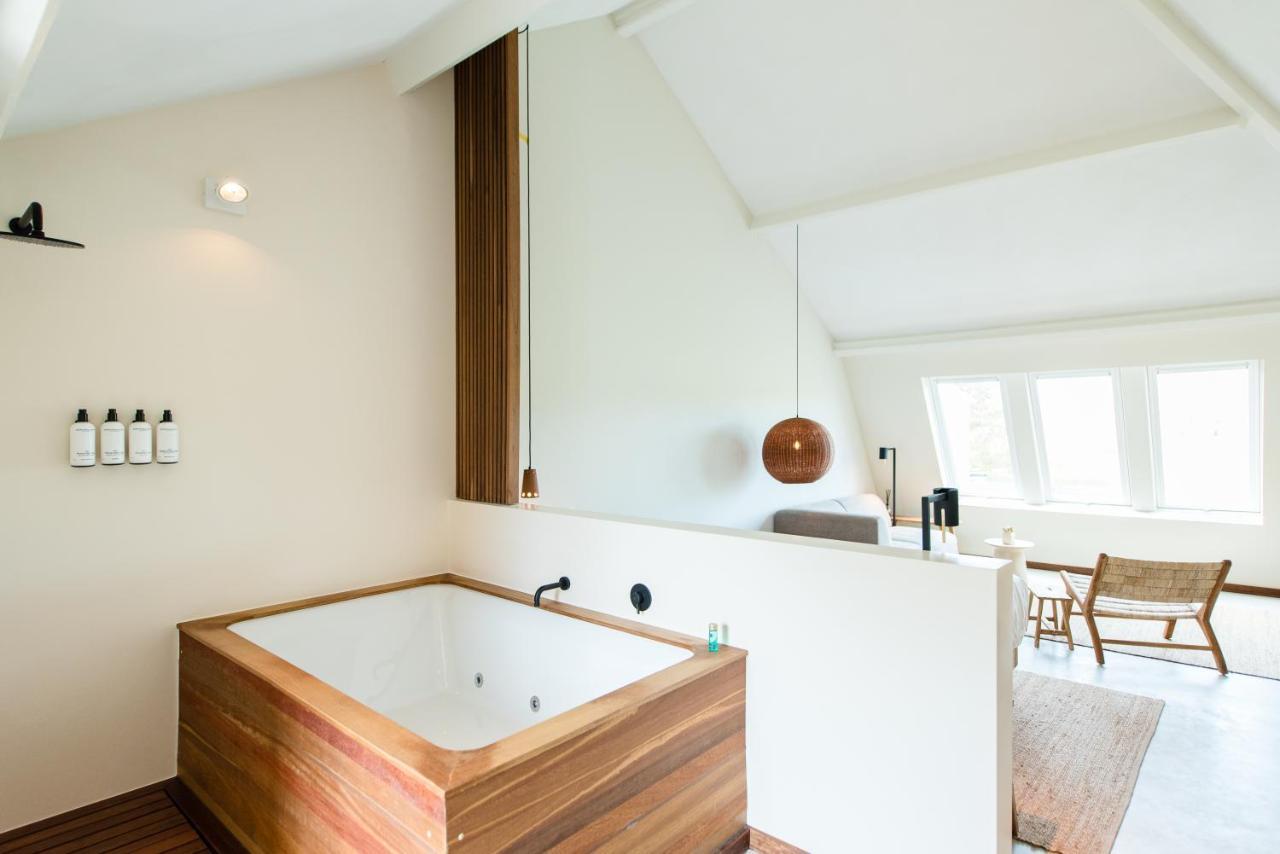 Van Heeckeren Apartments & Suites Nes Nes  Ngoại thất bức ảnh