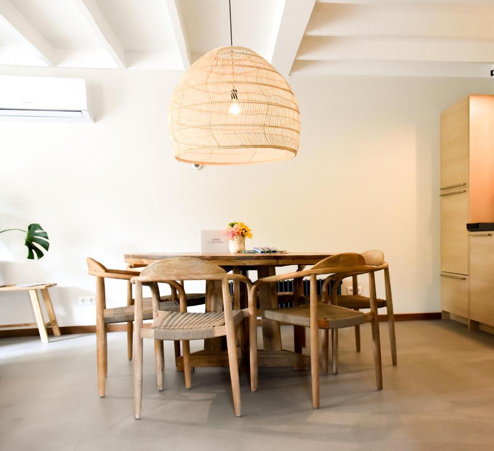 Van Heeckeren Apartments & Suites Nes Nes  Ngoại thất bức ảnh
